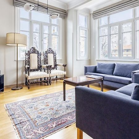 Flat With Balcony And Bosphorus View In Beyoglu Lejlighed Istanbul Eksteriør billede